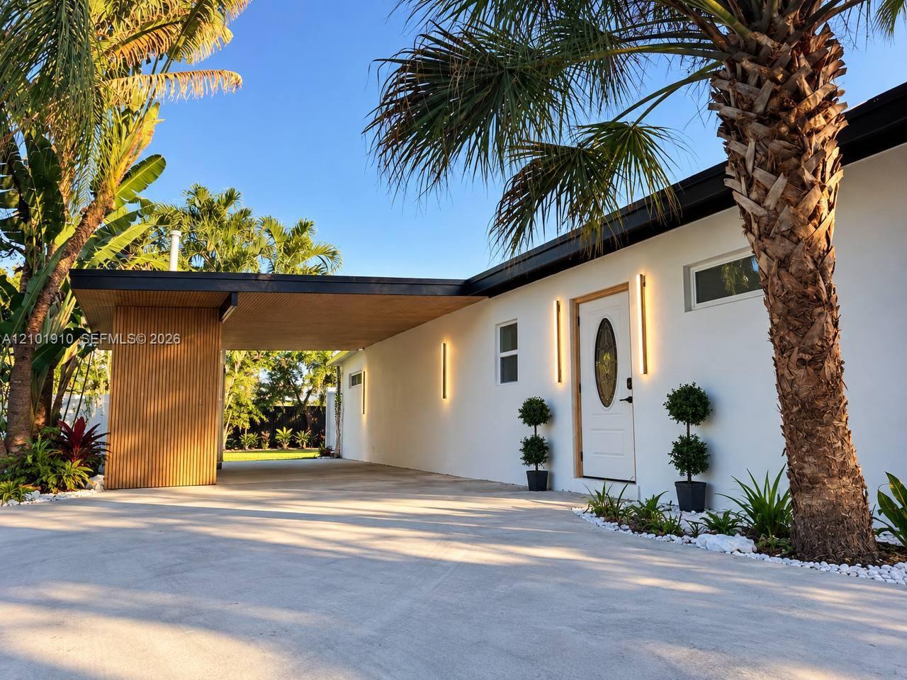 3130 SW 14th St, Fort Lauderdale FL 33312
