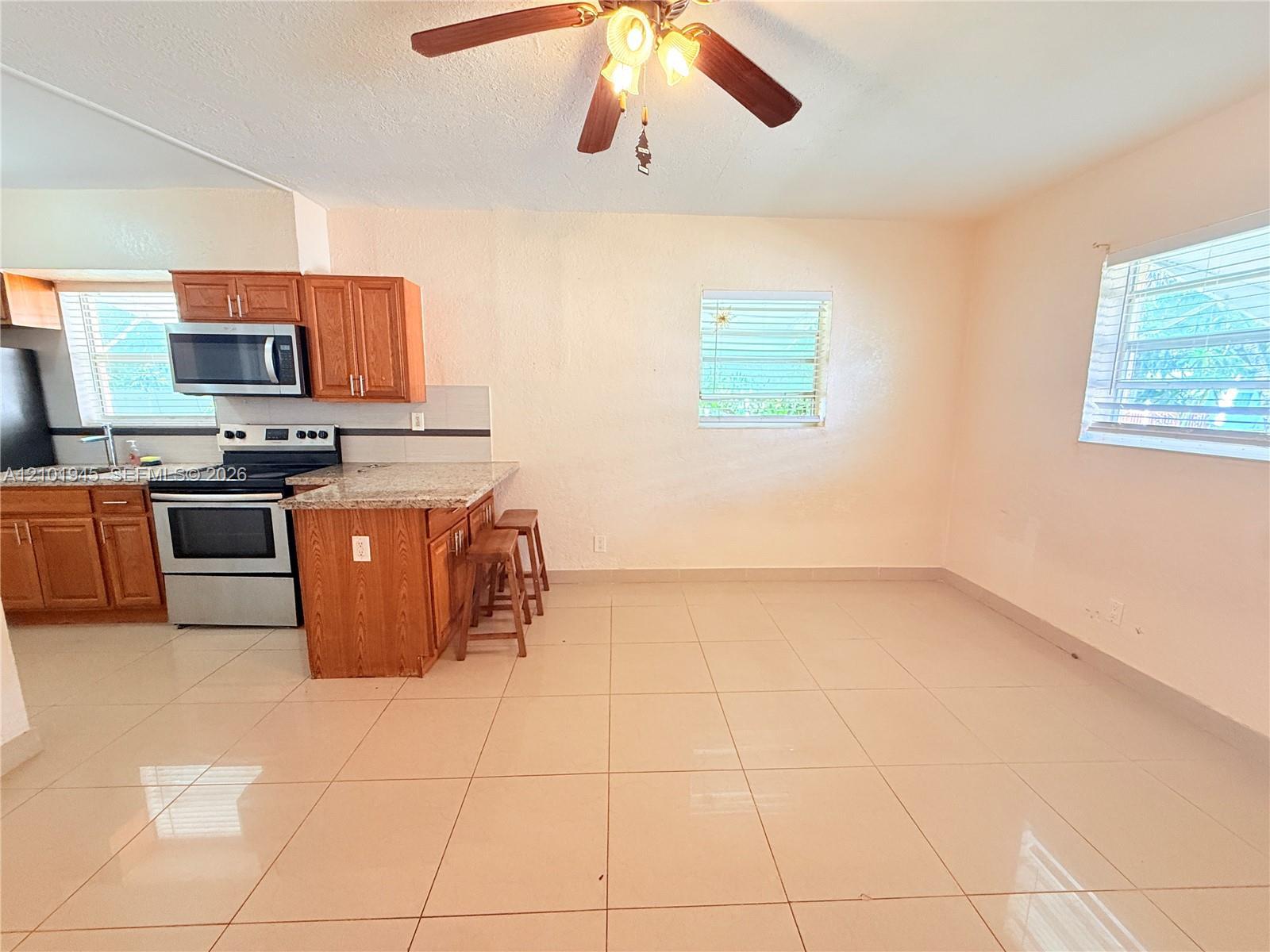 326 NE 6th St # 3, Hallandale Beach FL 33009