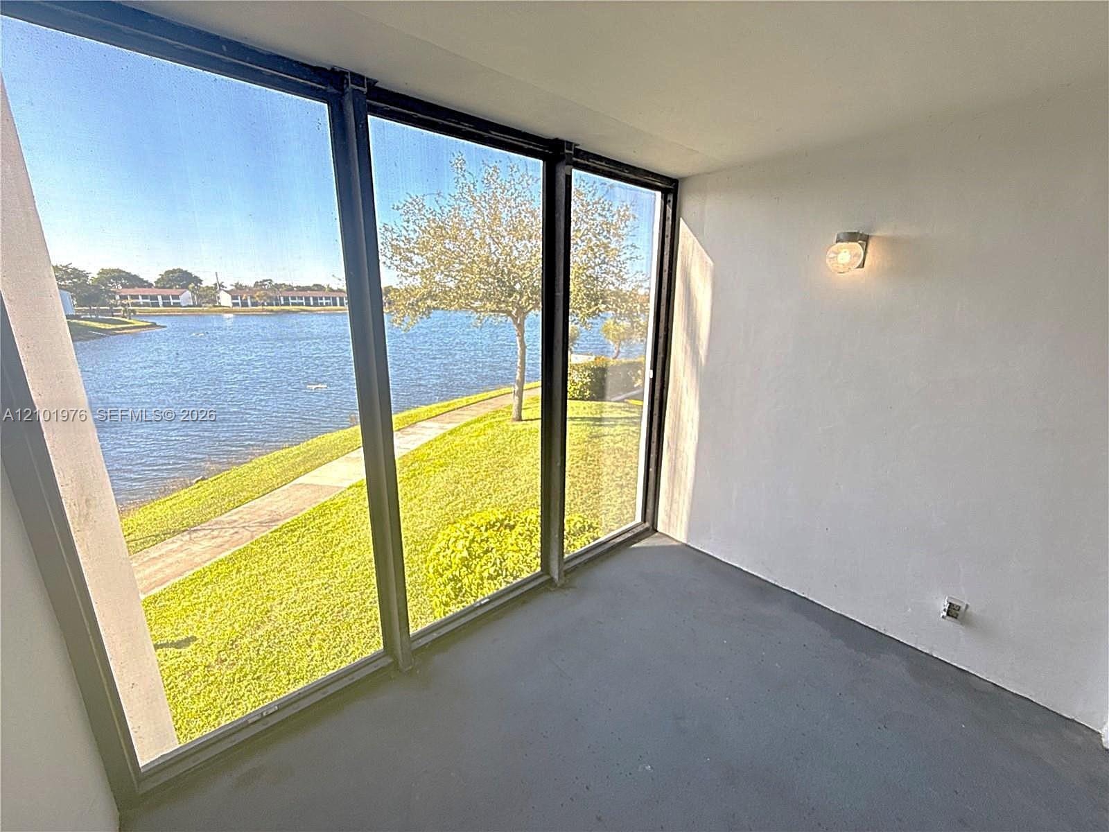 210 Lake Pointe Dr # 210, Oakland Park FL 33309