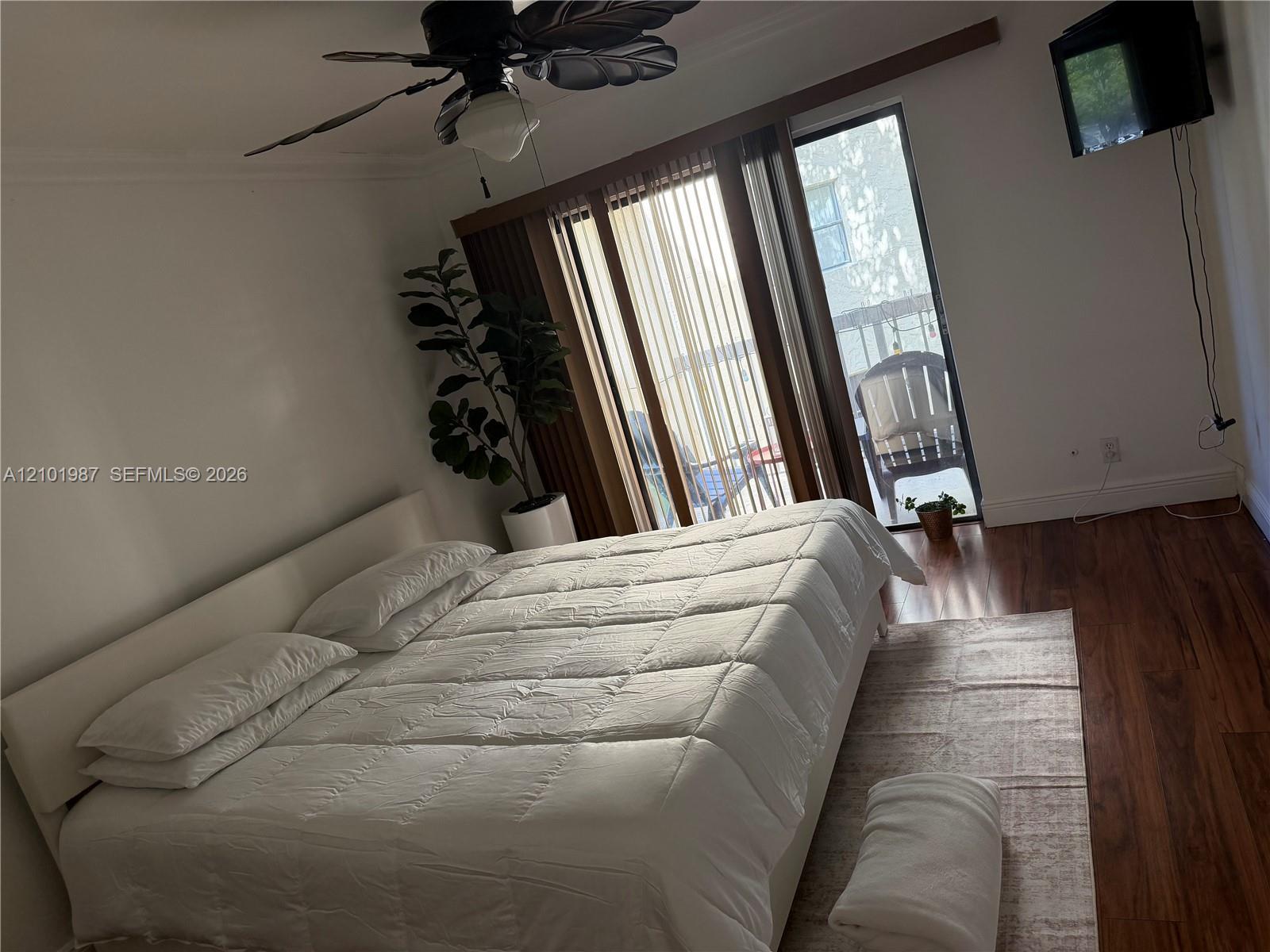 8100 Geneva Ct # 232, Doral FL 33166
