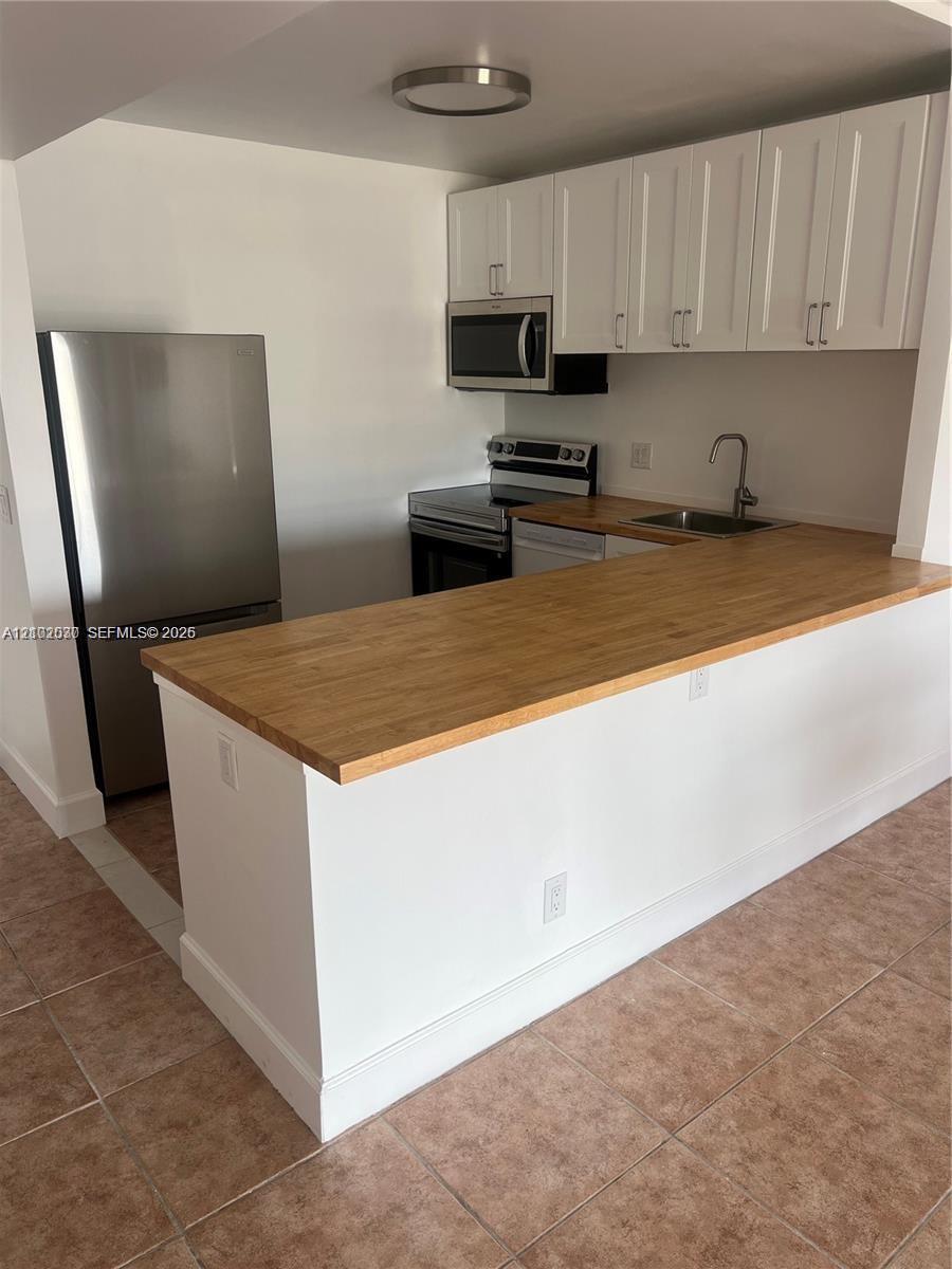 1455 N Treasure Dr # 5B, North Bay Village FL 33141