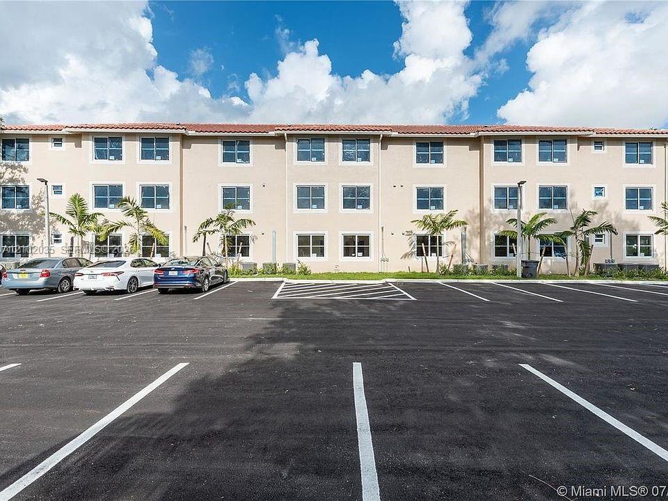 2575 SW 64th Ave # 8, Miramar FL 33023