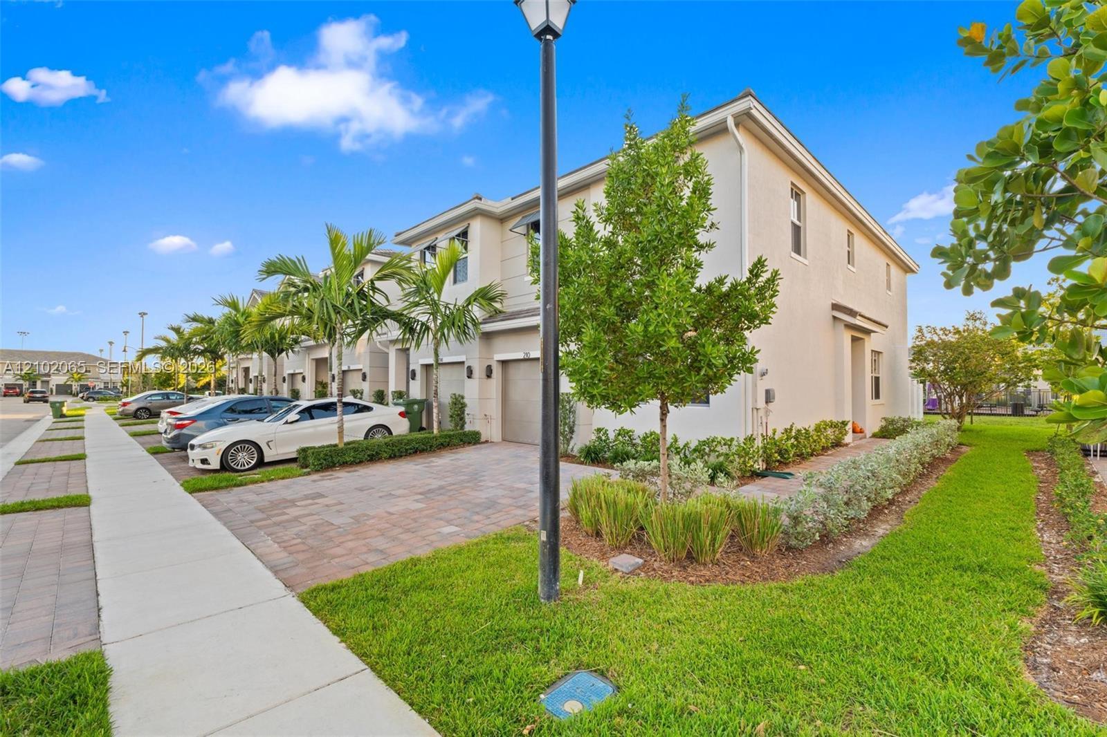 210 SW 170th Ave # 210, Pembroke Pines FL 33027