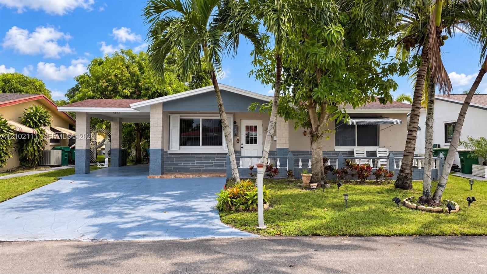 4919 NW 52nd St, Tamarac FL 33319
