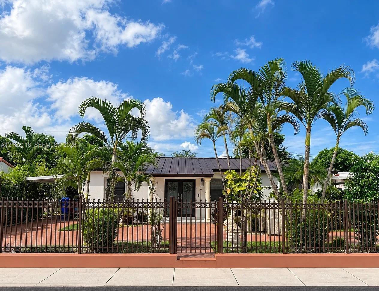 6811 SW 6th St, Miami FL 33144
