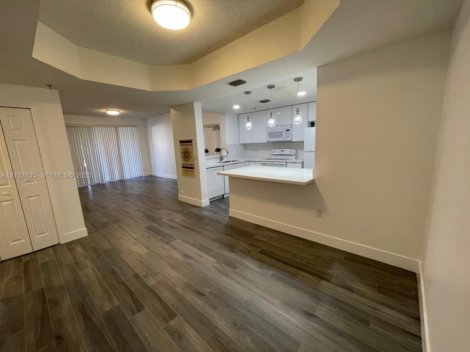 6420 NW 114th Ave # 1304, Doral FL 33178