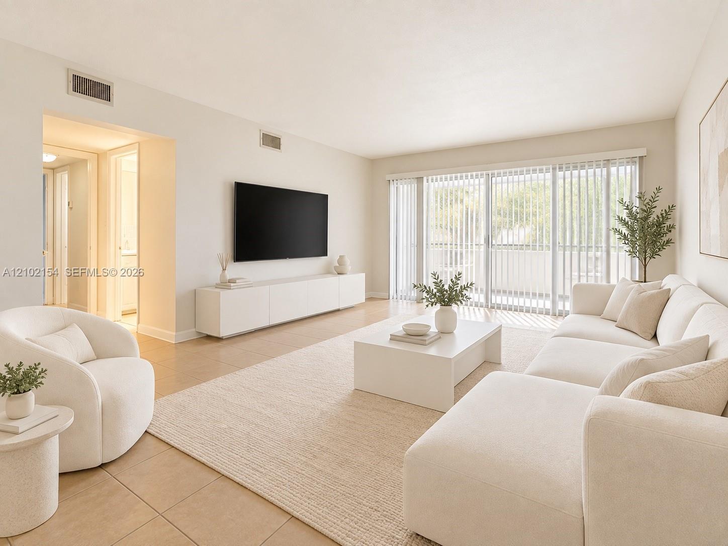 1735 Dewey St # 101, Hollywood FL 33020