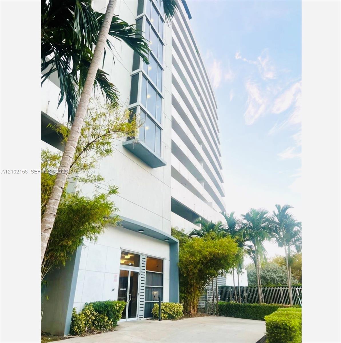 36 NW 6th Ave # 806, Miami FL 33128