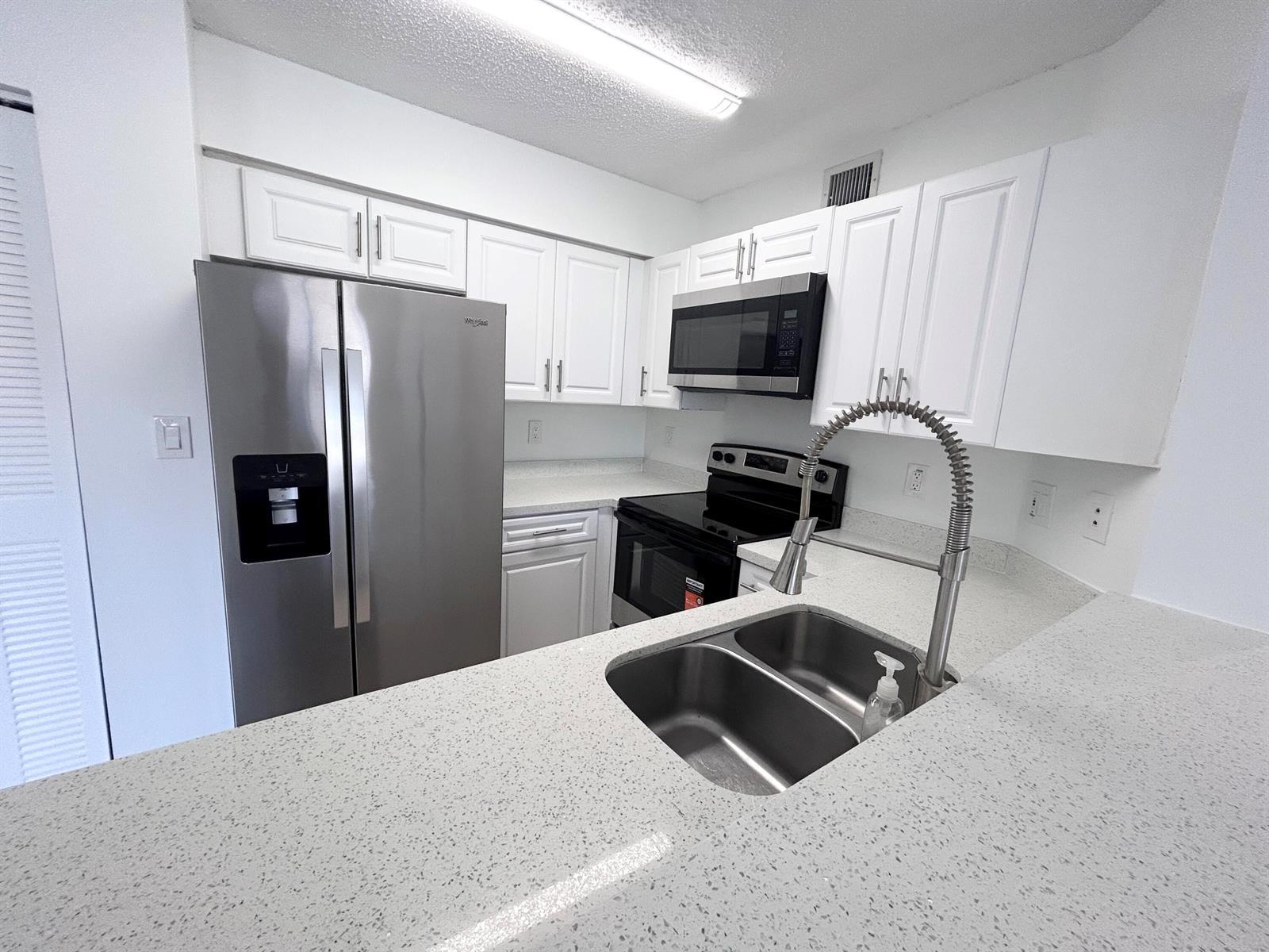771 N PINE ISLAND Road # 308, Plantation FL 33324