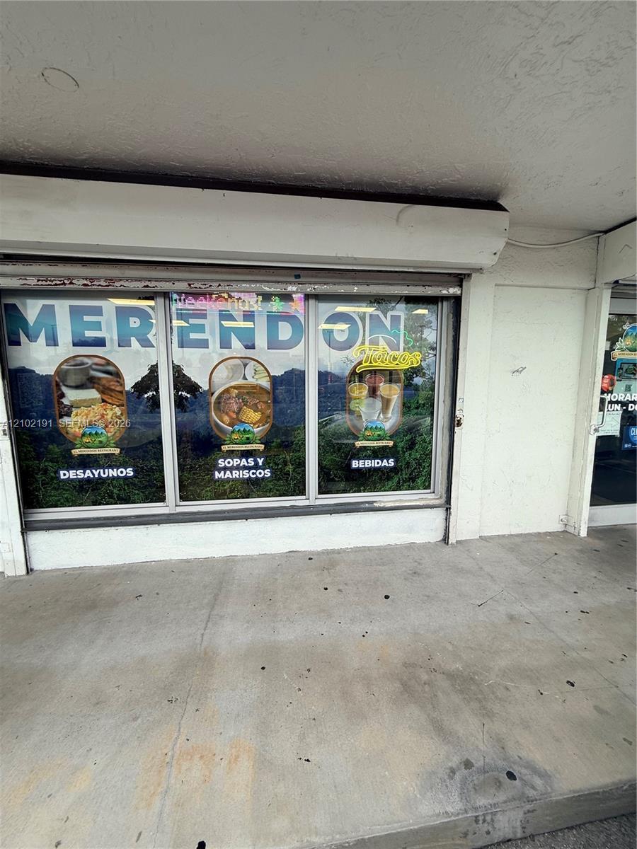 20920 S Dixie Hwy, Miami FL 33189