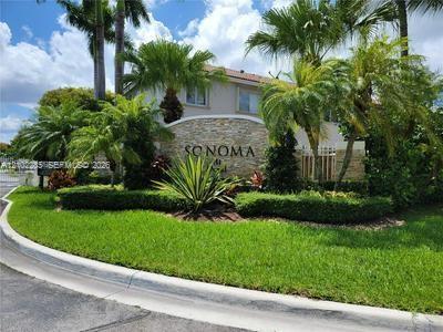 11352 NW 56th St, Doral FL 33178