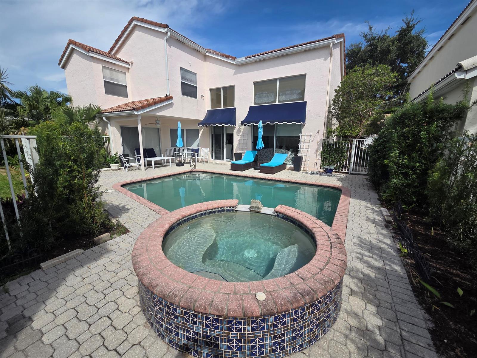 17275 Ventana Drive, Boca Raton FL 33487
