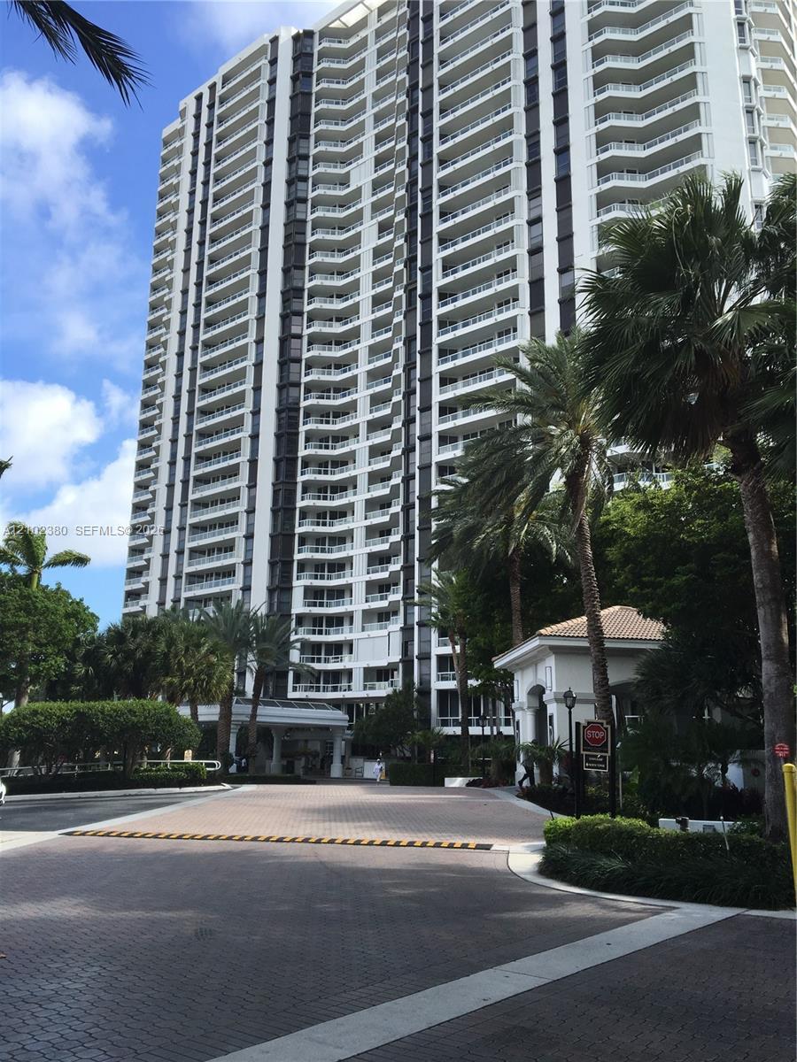 21150 NE 38TH AVE # 2202, Aventura FL 33180