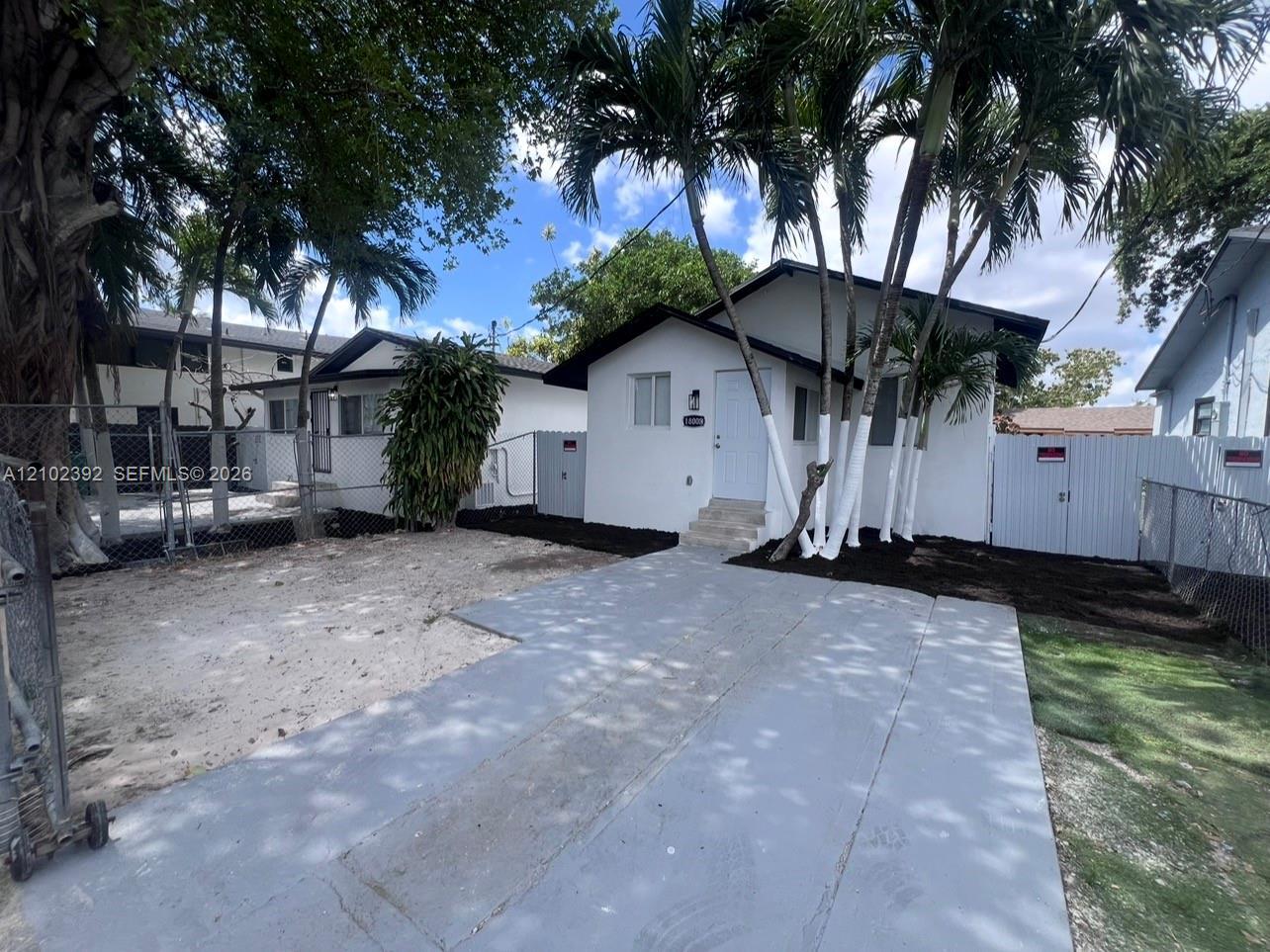 1800 SW 3rd St APT C, Miami FL 33135