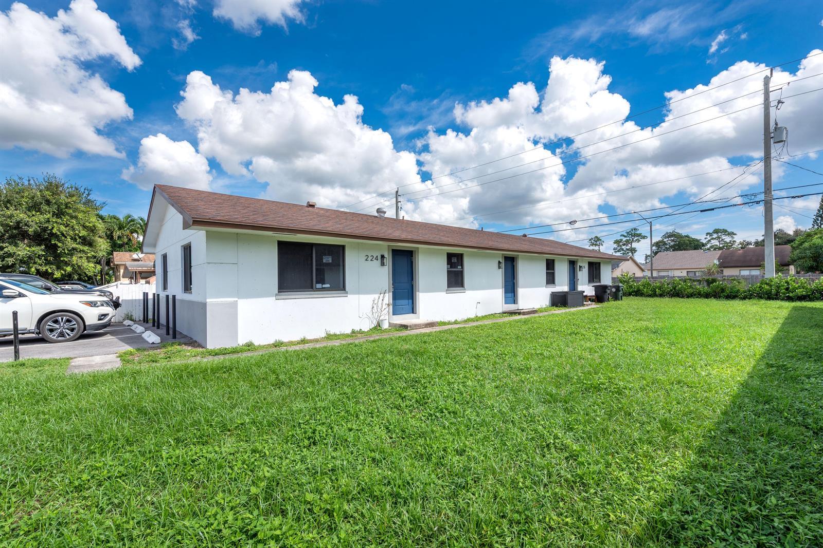 224 JACKSON Avenue, FL 33463