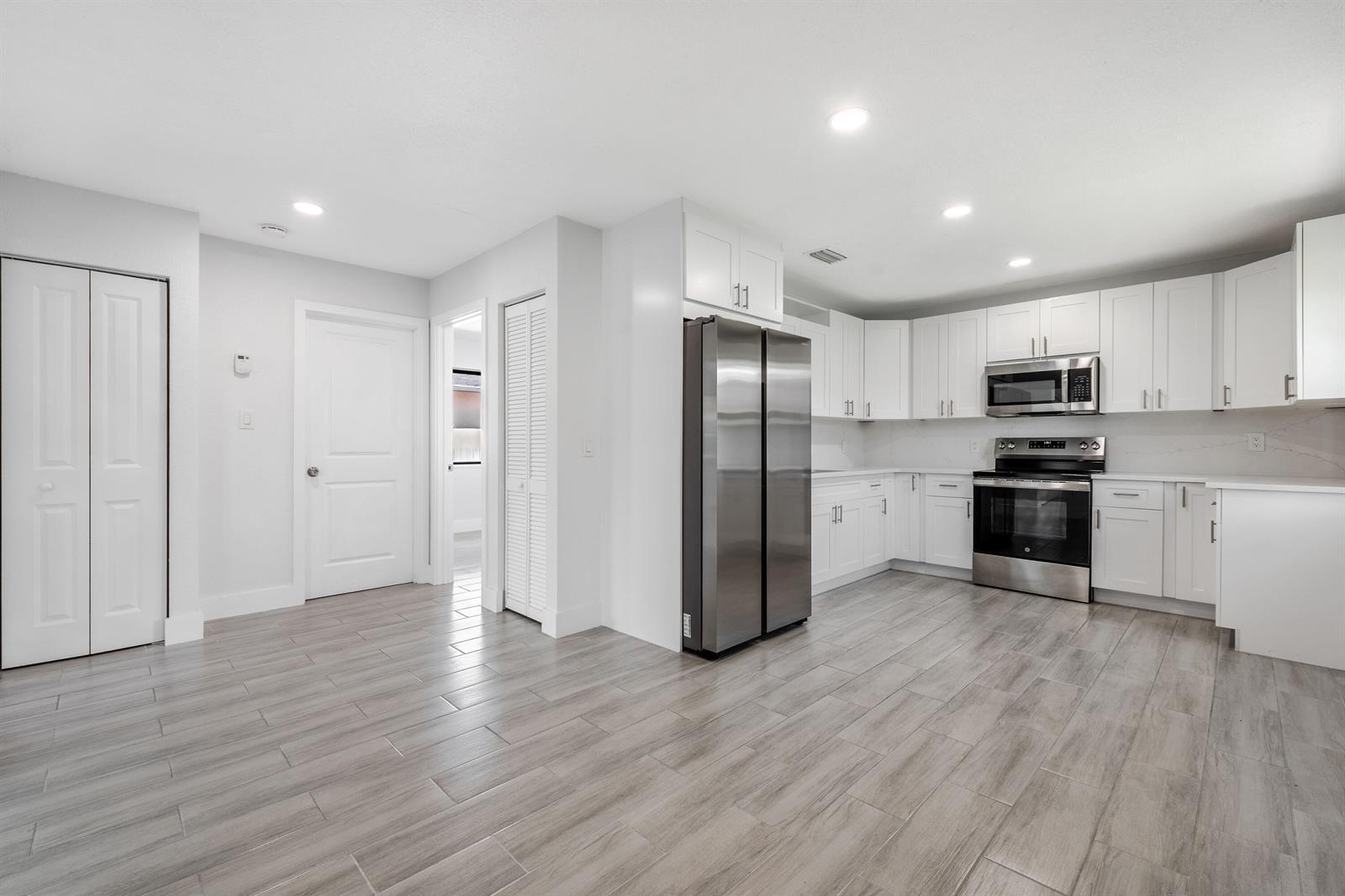 220 JACKSON Avenue, FL 33463