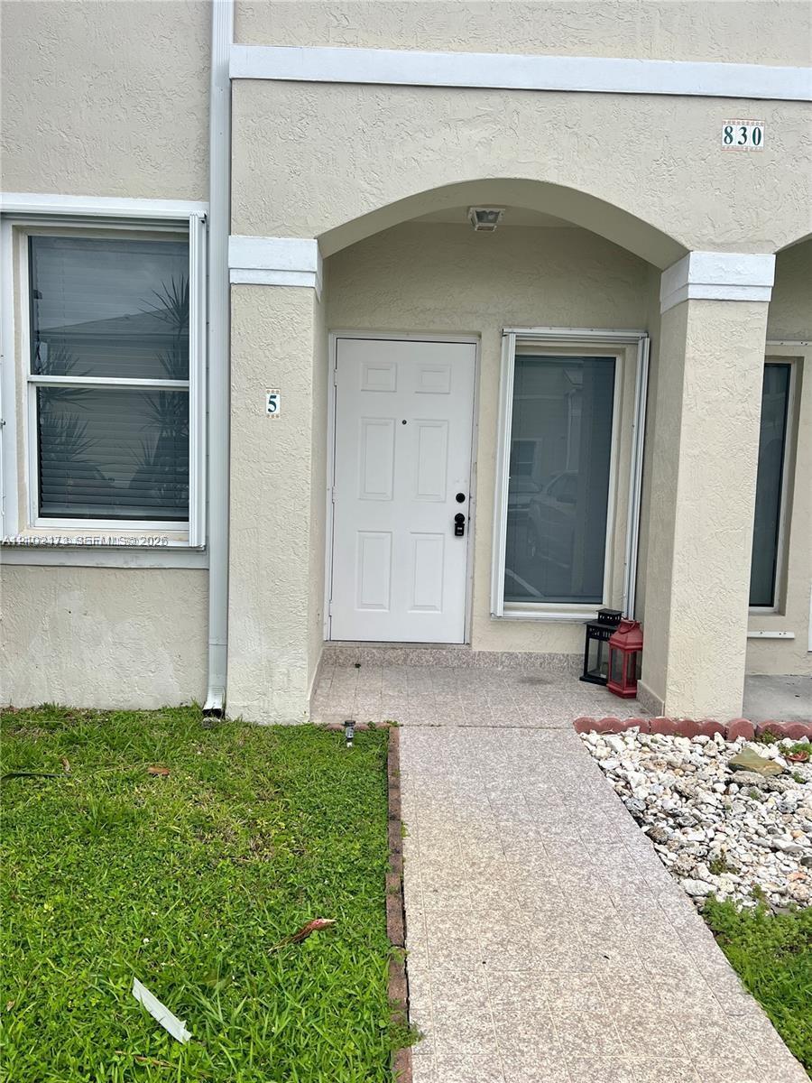 Miami, FL