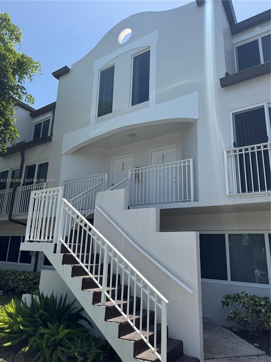 8670 NW 6th Ln # 208, Miami FL 33126