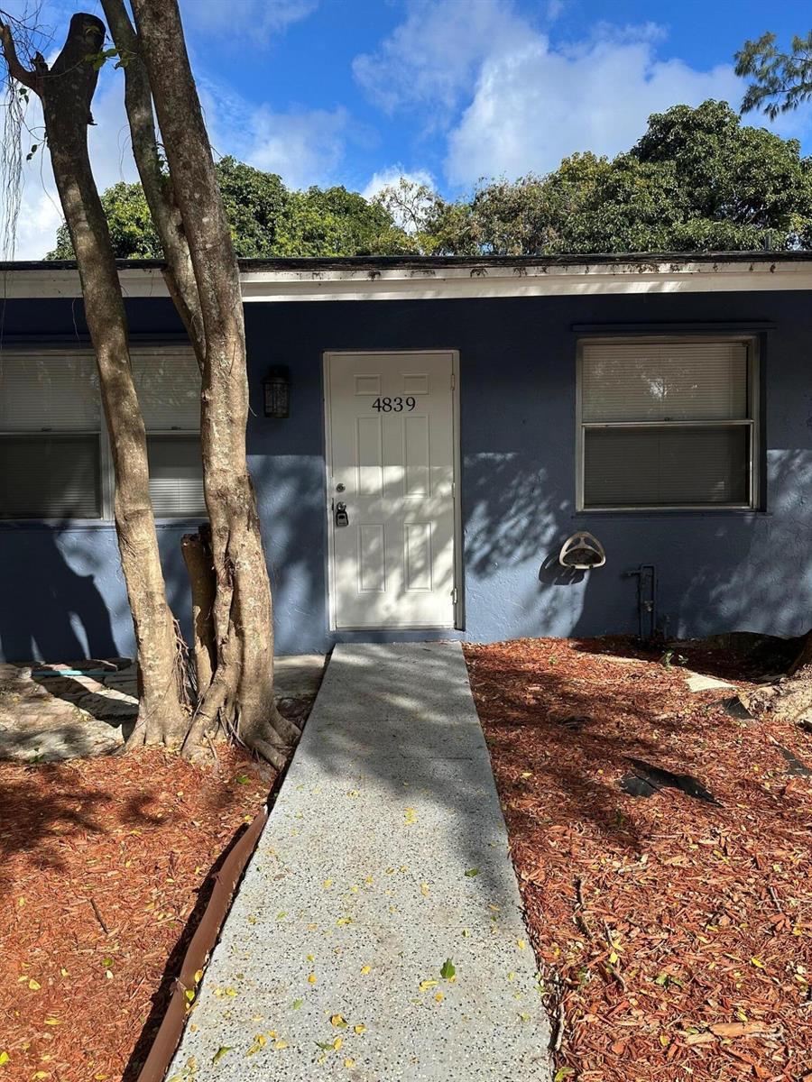 4839 Serafica Drive, FL 33461