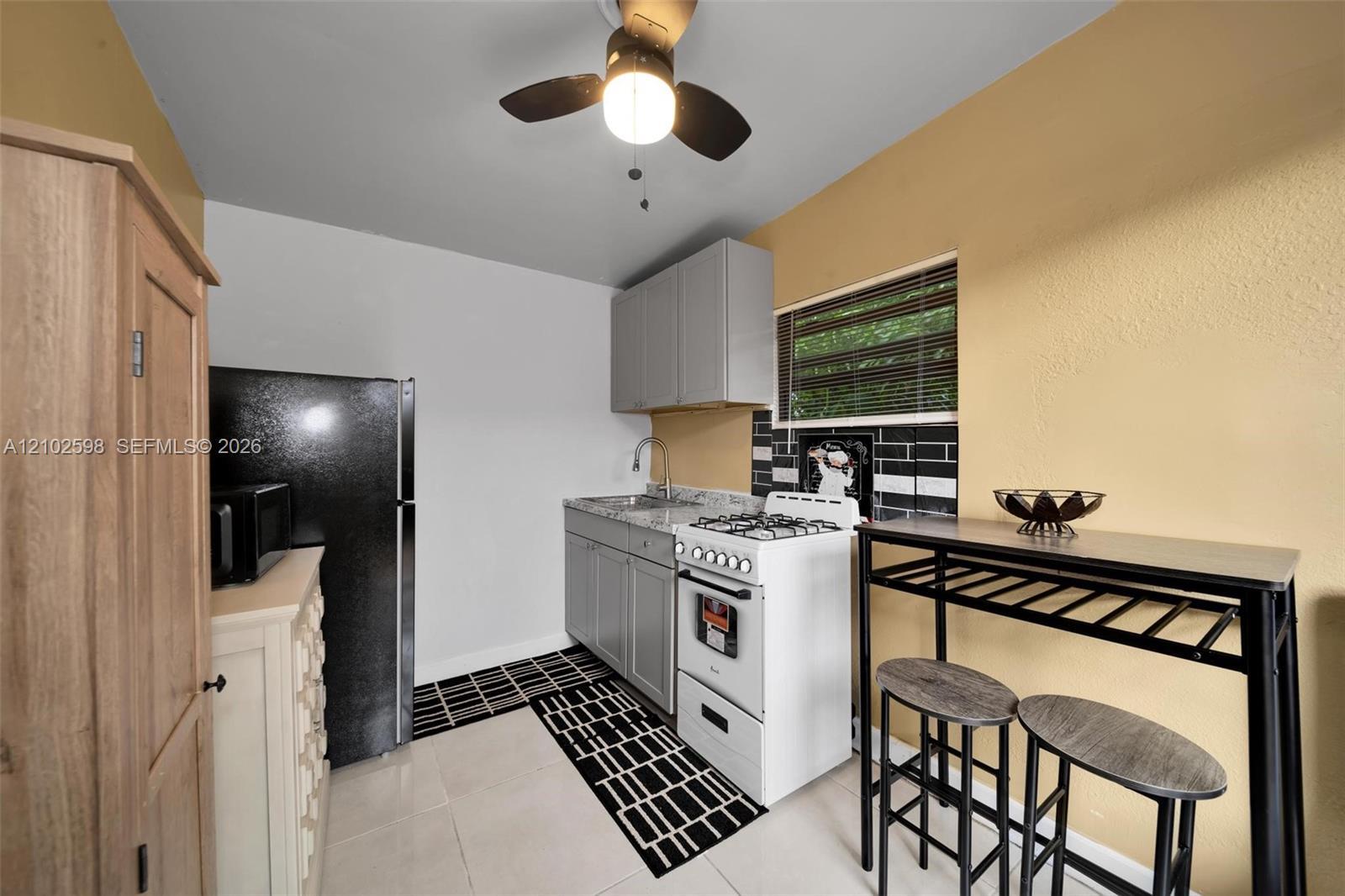 20106 NW 32nd Pl # 1B, Miami Gardens FL 33056