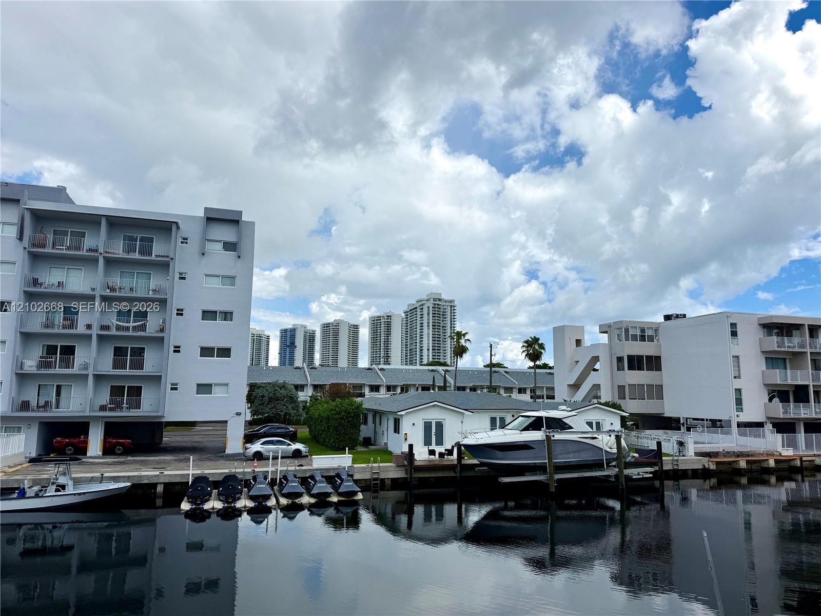 3665 NE 167th St # 204, North Miami Beach FL 33160