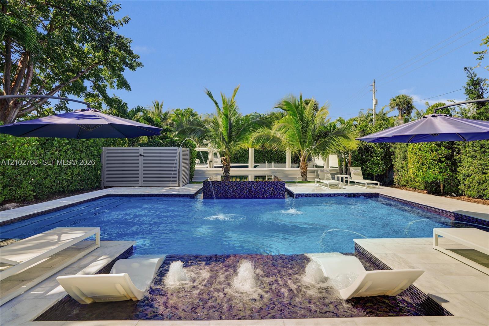 7640 Bayside Ln, Miami Beach FL 33141