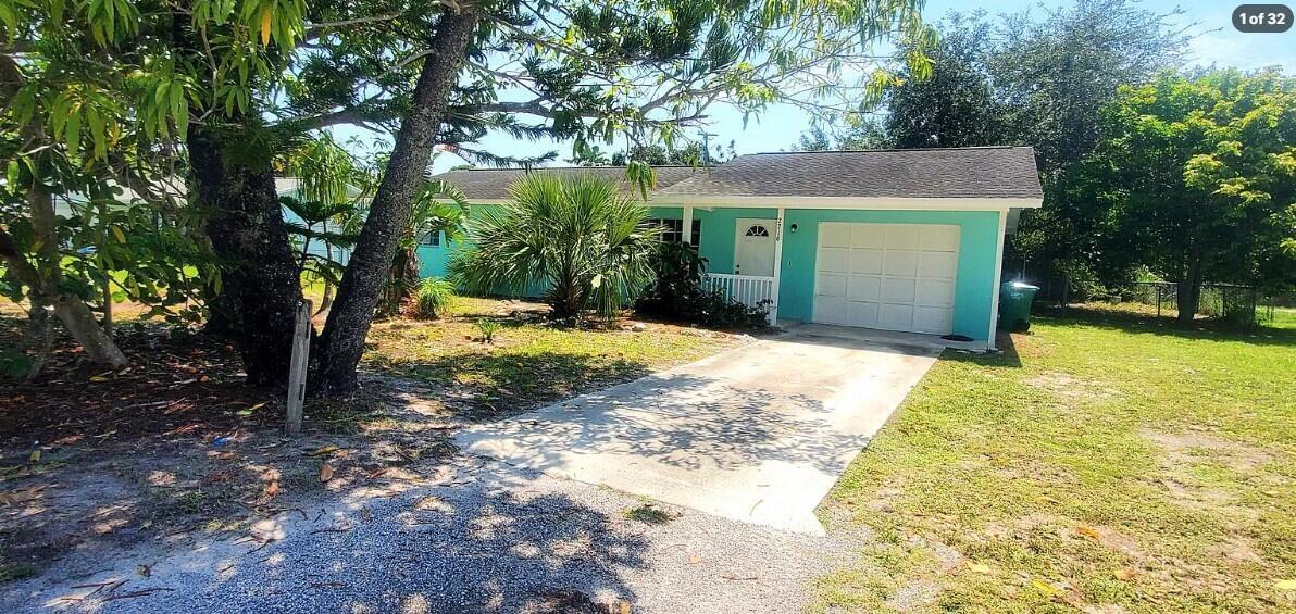2716 NAVAJO Avenue, Fort Pierce FL 34946