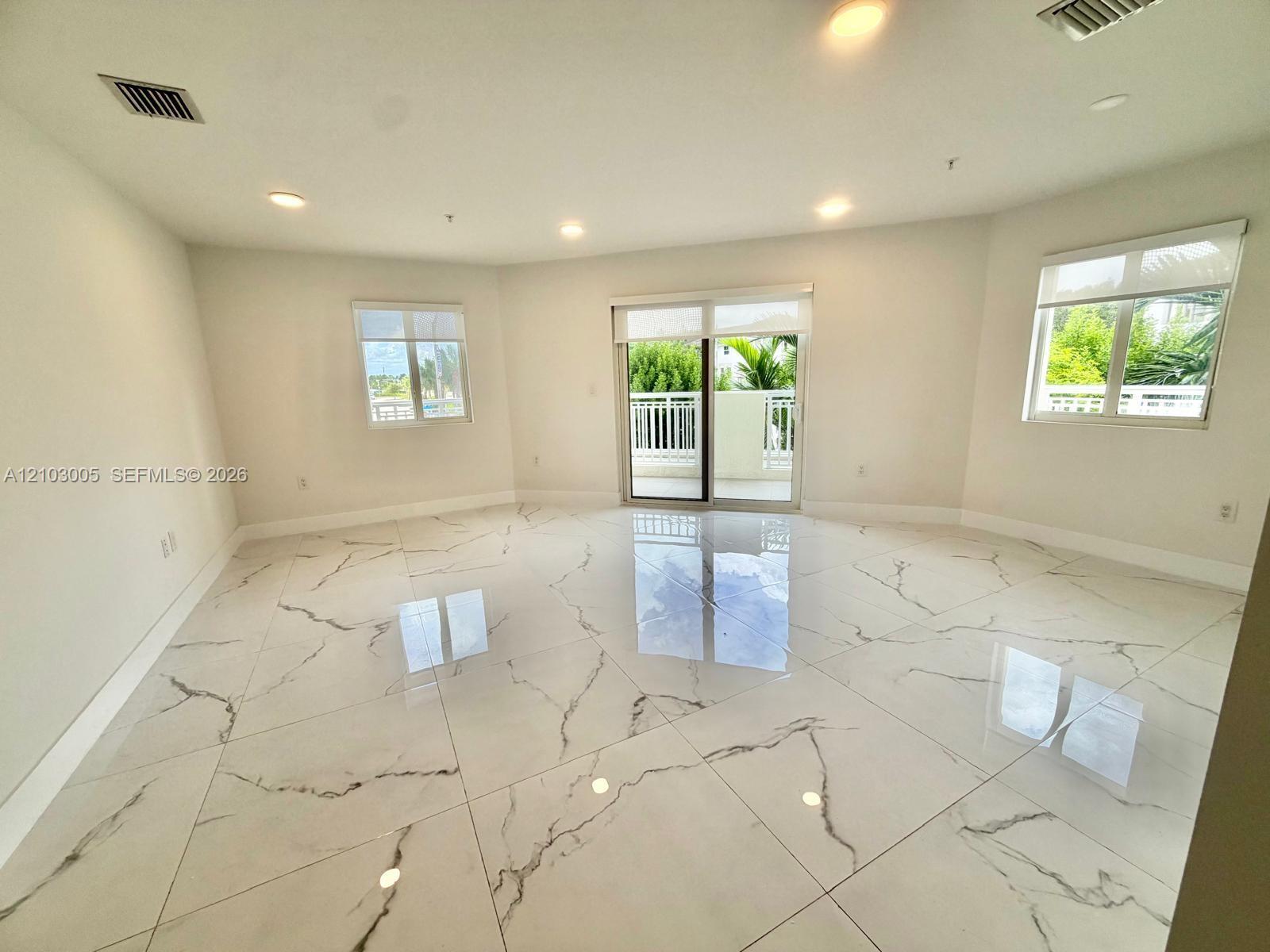 11150 NW 82nd St # 206, Doral FL 33178