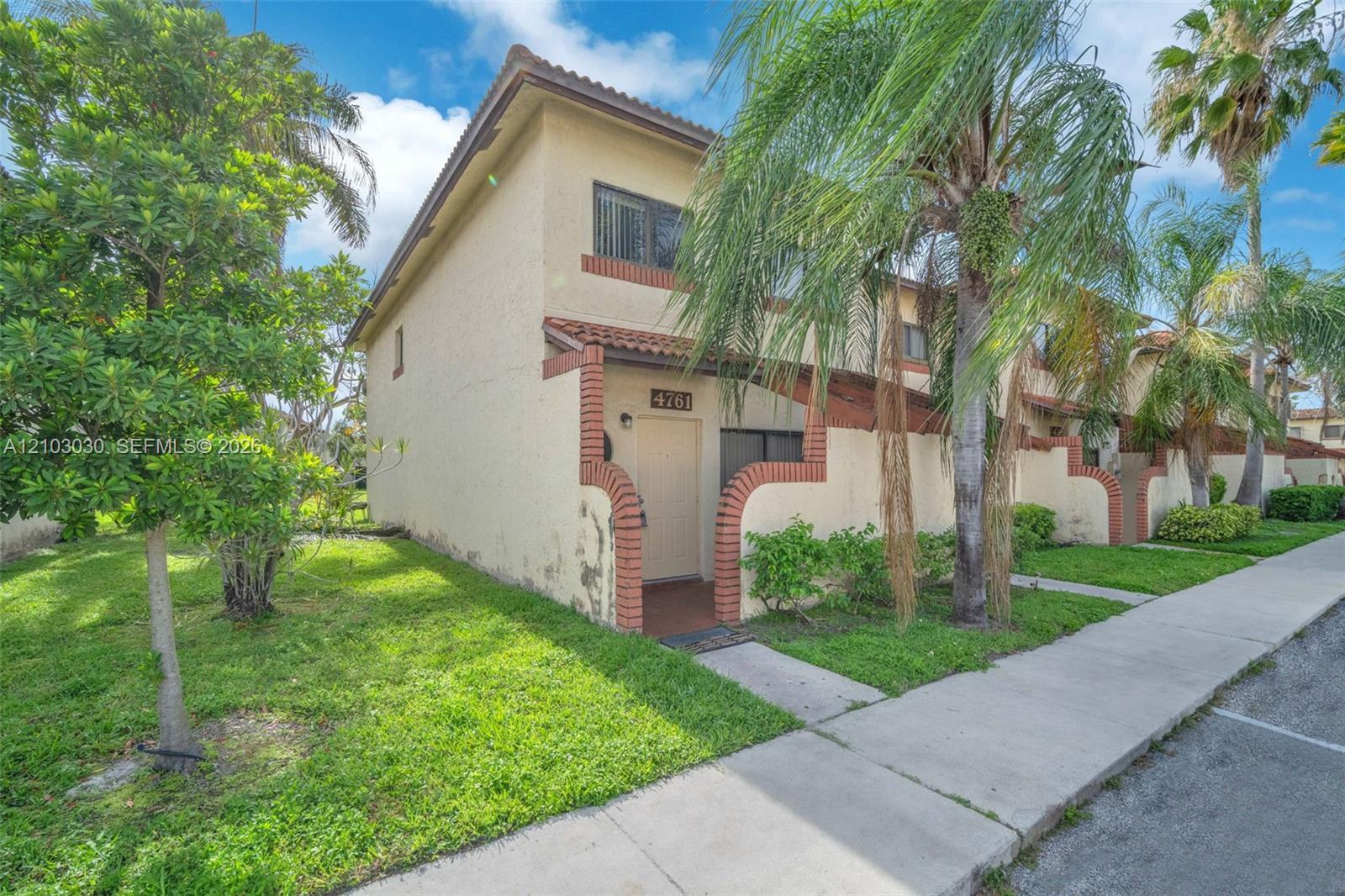 4761 N Pine Island Rd # 4761, Sunrise FL 33351