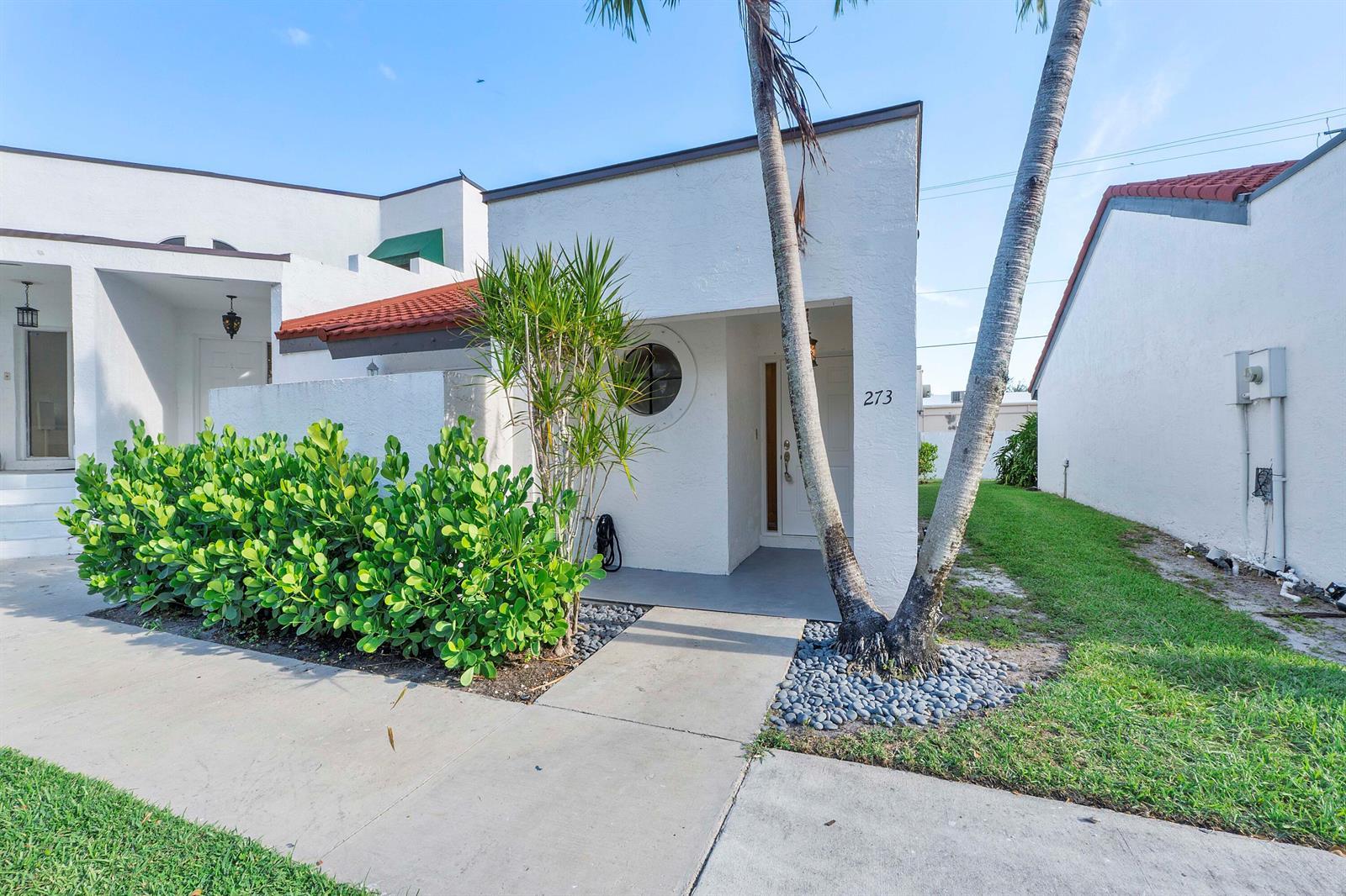 273 NW 36TH Avenue, Deerfield Beach FL 33442