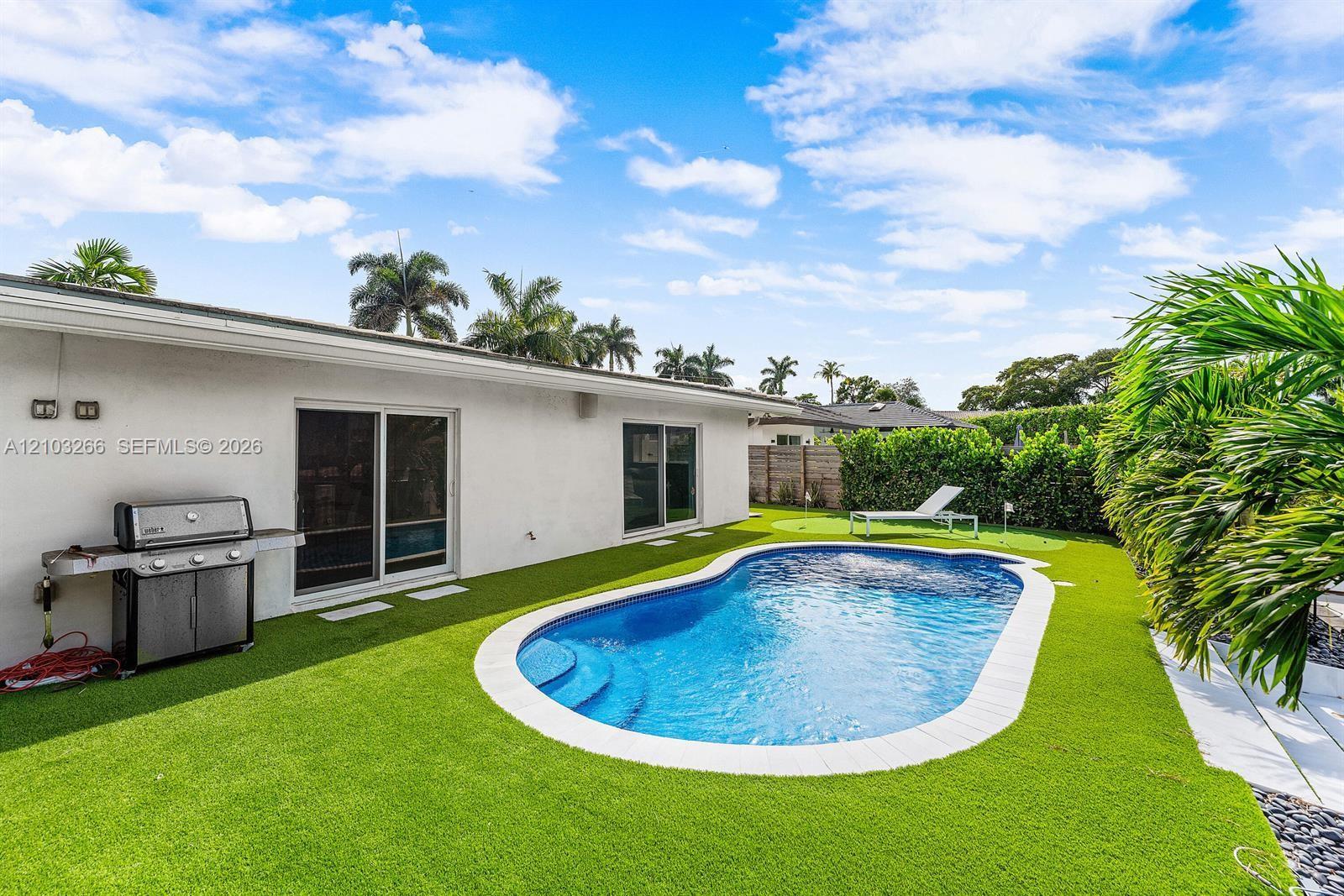 2813 NE 29th St, Fort Lauderdale FL 33306