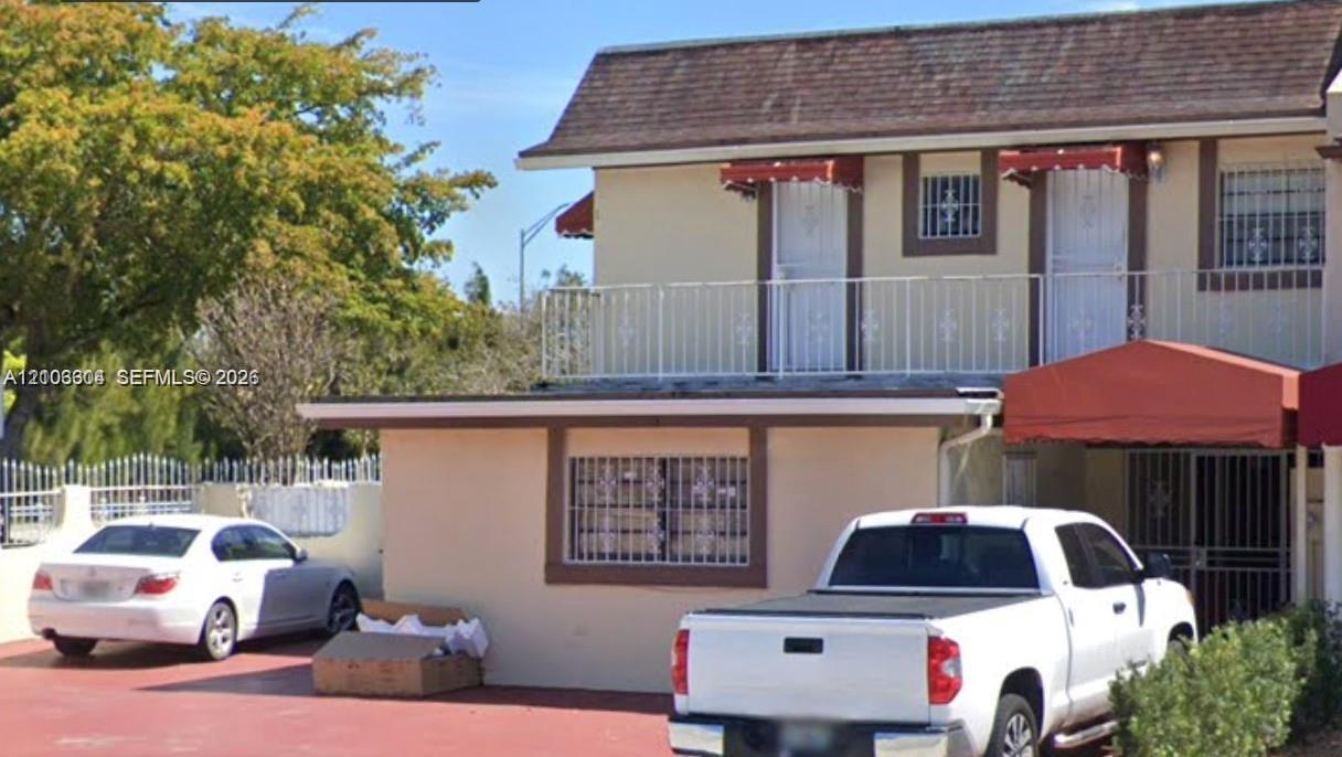 2403 SW 112th Ave, Miami FL 33165