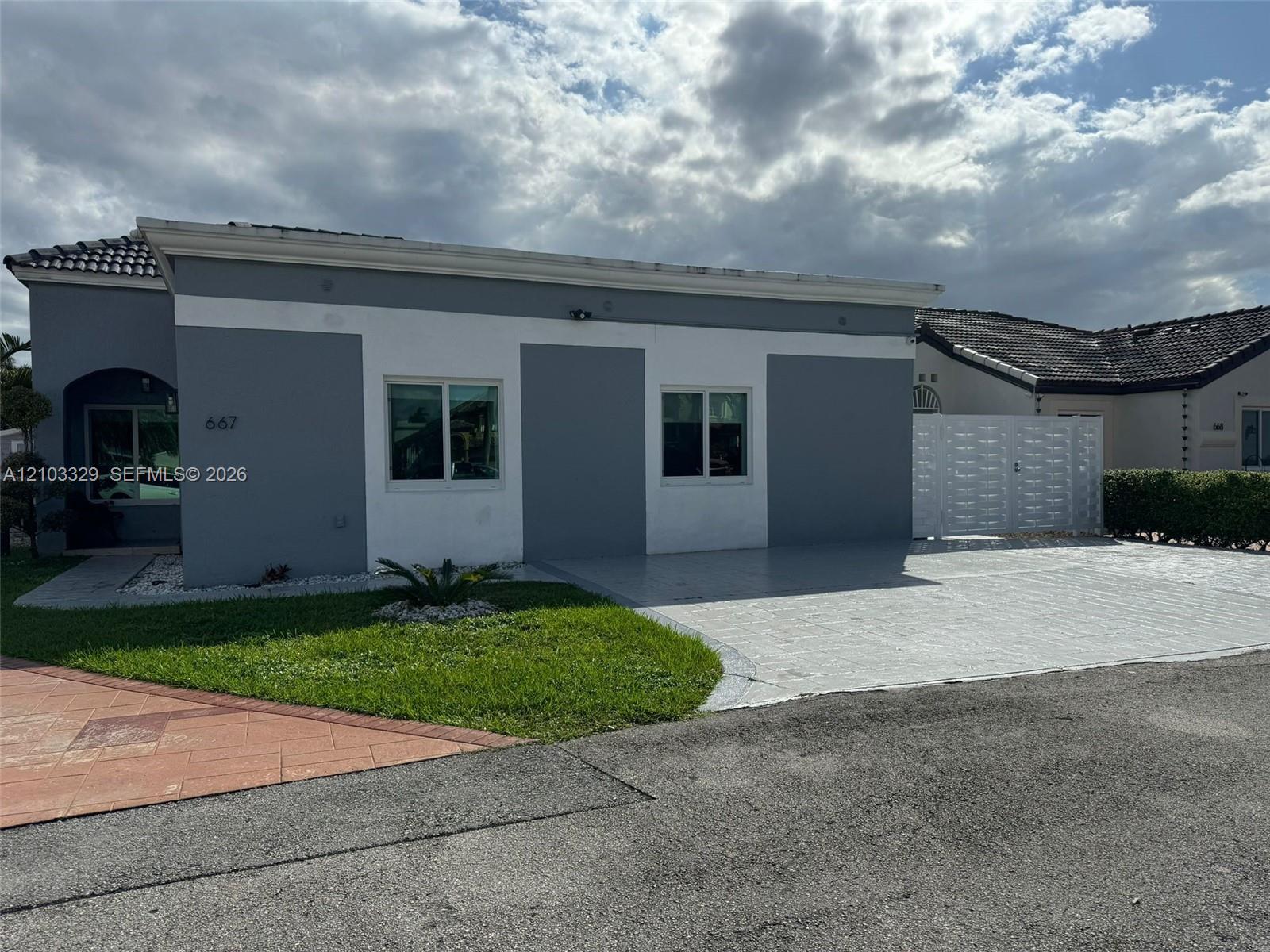 667 NW 124th Ave, Miami FL 33182