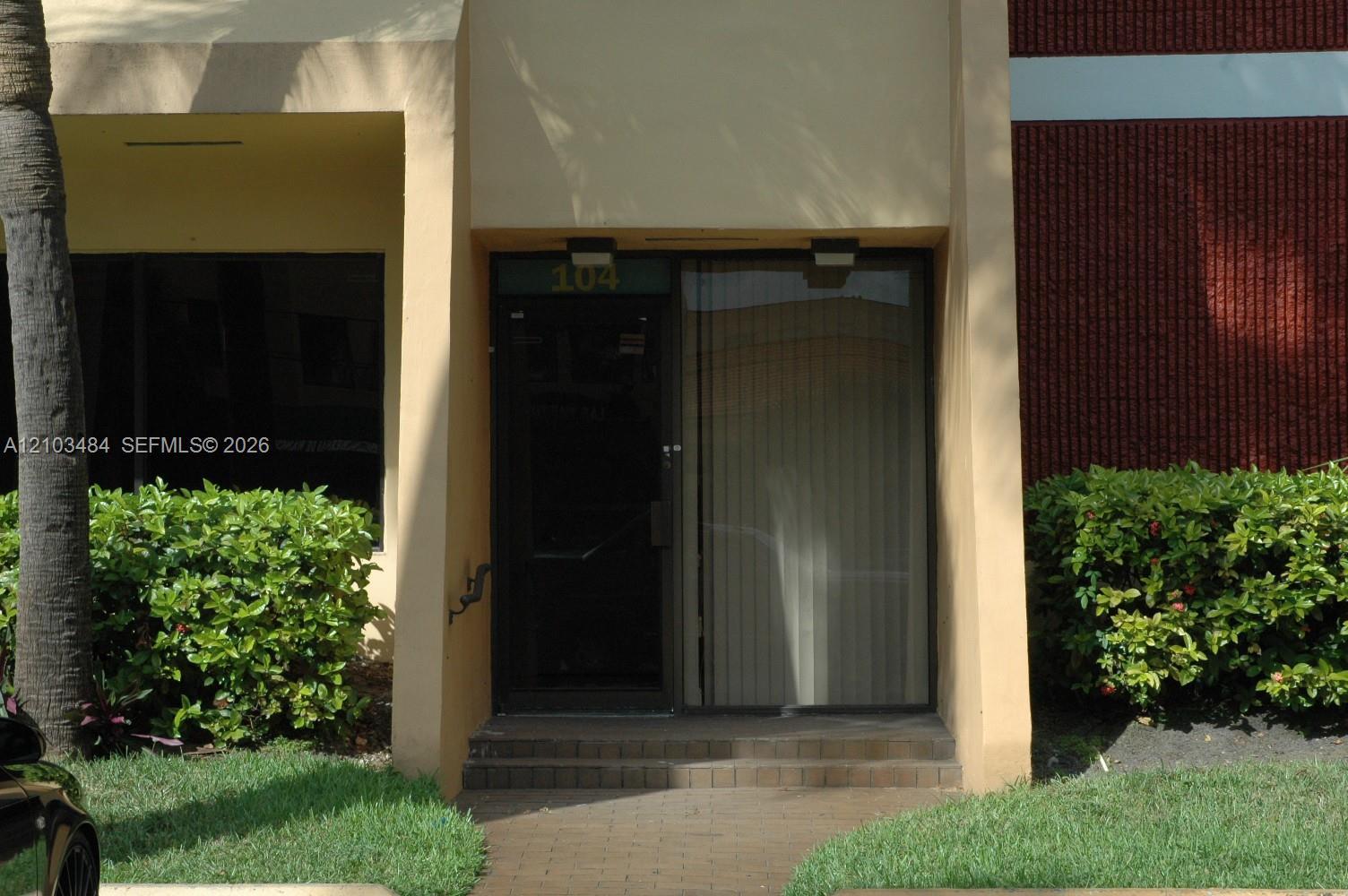7600 W 20th Ave # 103, Hialeah FL 33016