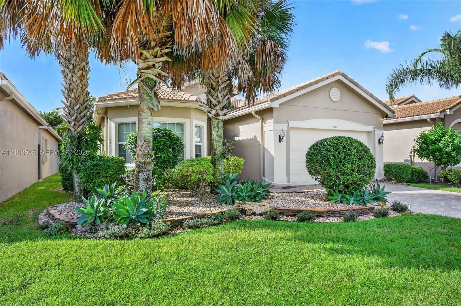 8192 N Pikes Peak Ave, Boynton Beach FL 33473