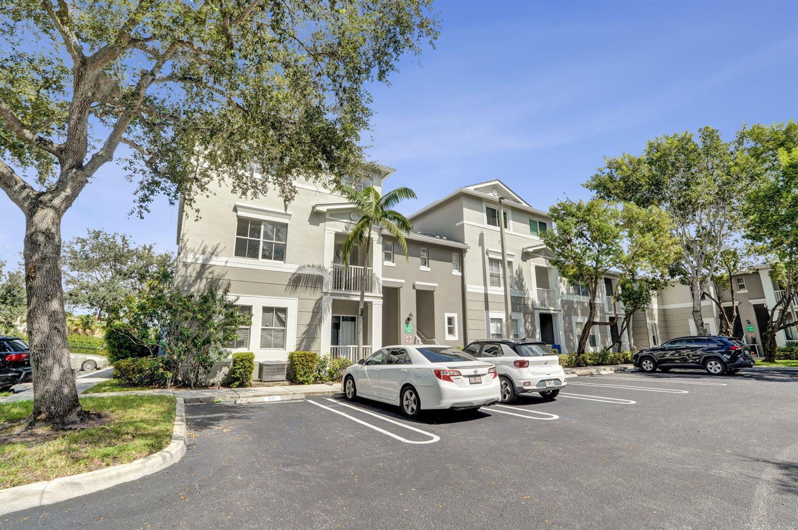 2016 Shoma Drive, Royal Palm Beach FL 33414