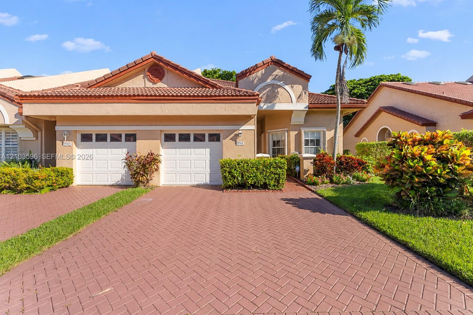 9705 Malvern Dr, Tamarac FL 33321
