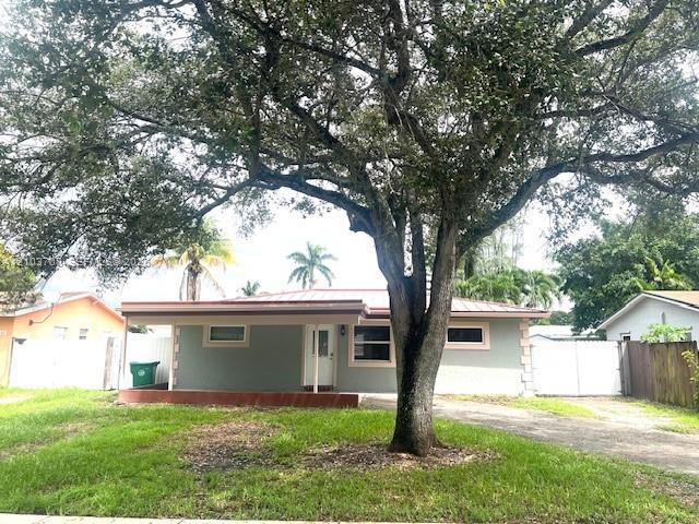 4150 SW 56th Ter, Davie FL 33314