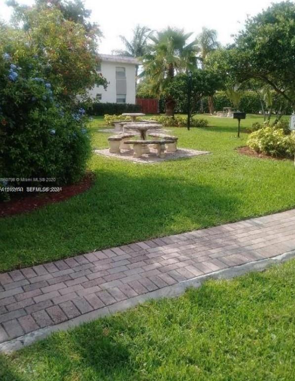 6800 Nova Dr # 1, Davie FL 33317