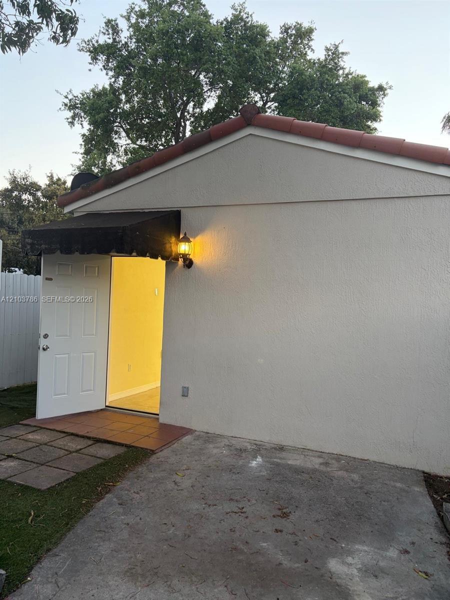 54 SW 62nd Ct # 2, Miami FL 33144