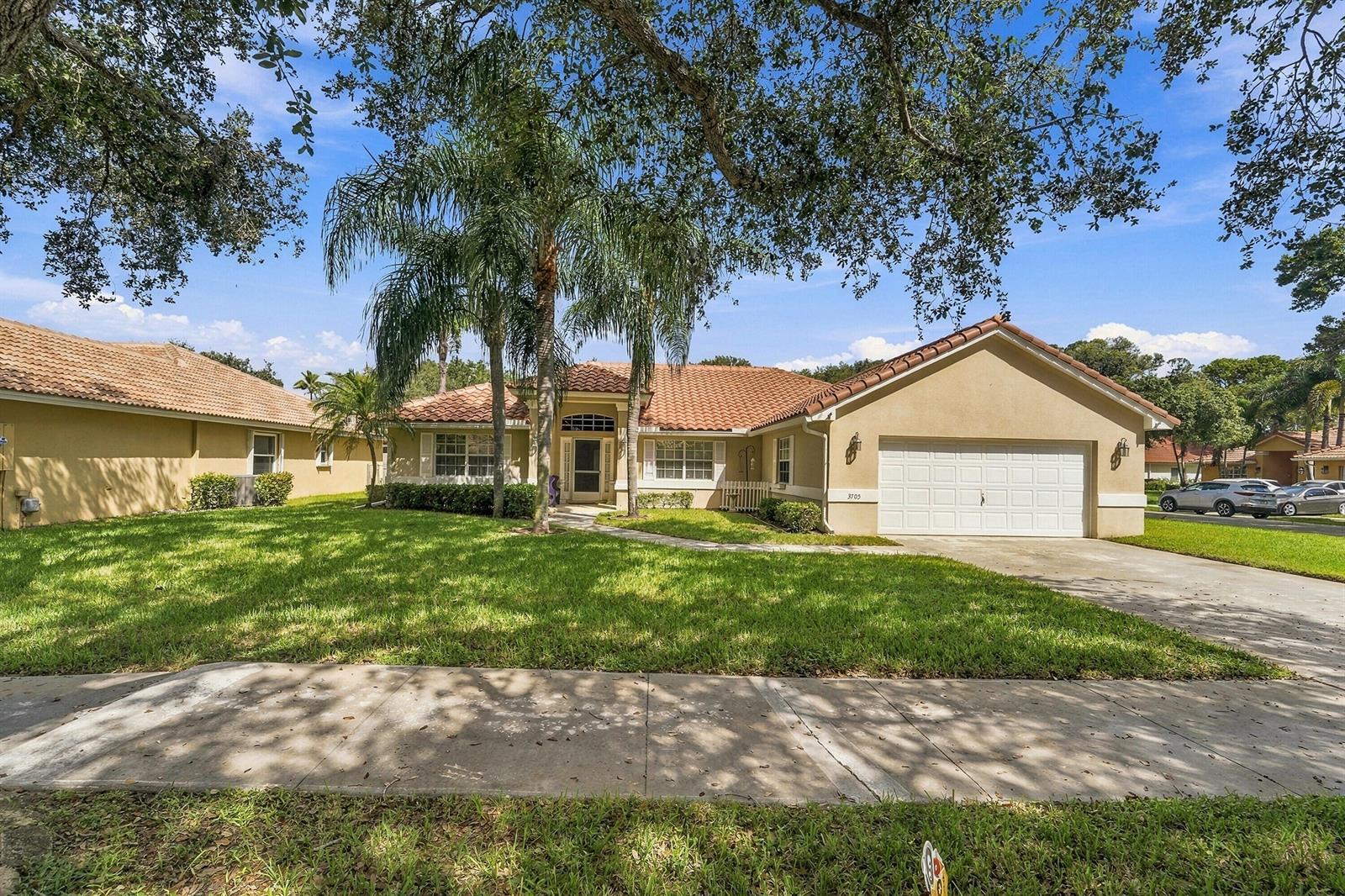 3705 BEACHWOOD Drive, Delray Beach FL 33445