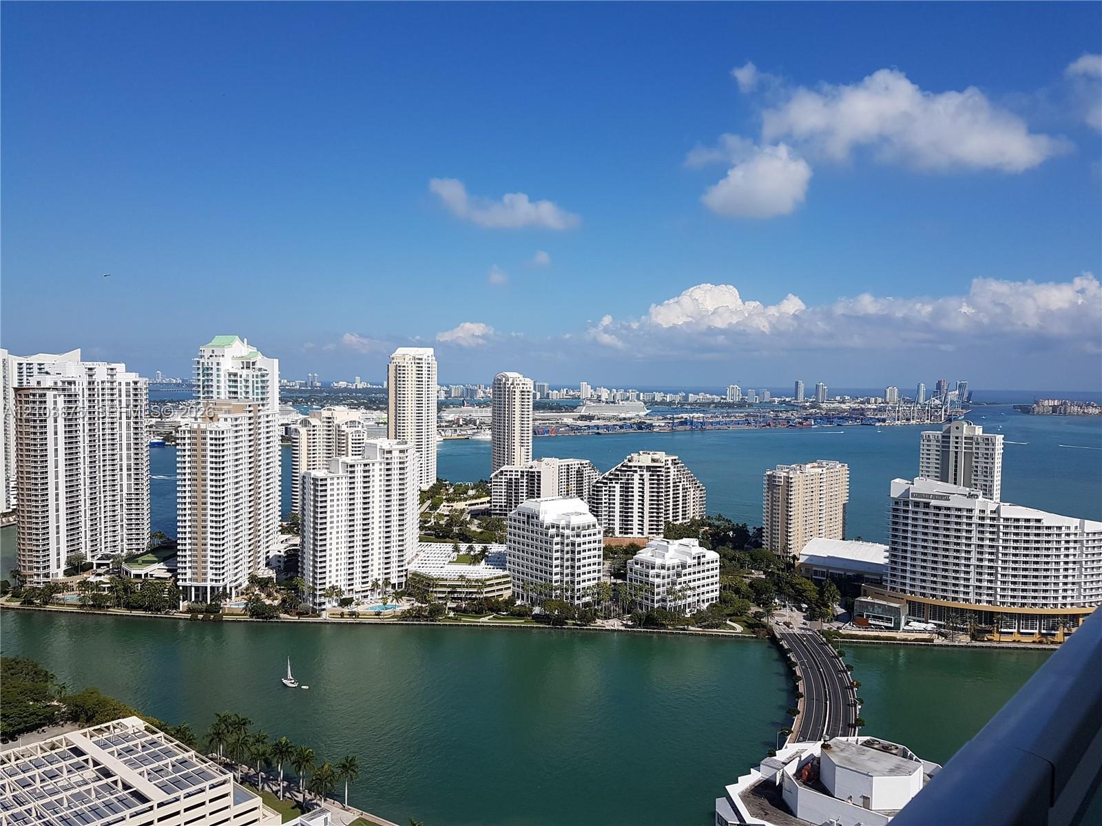 950 Brickell Bay Dr # 4008, Miami FL 33131