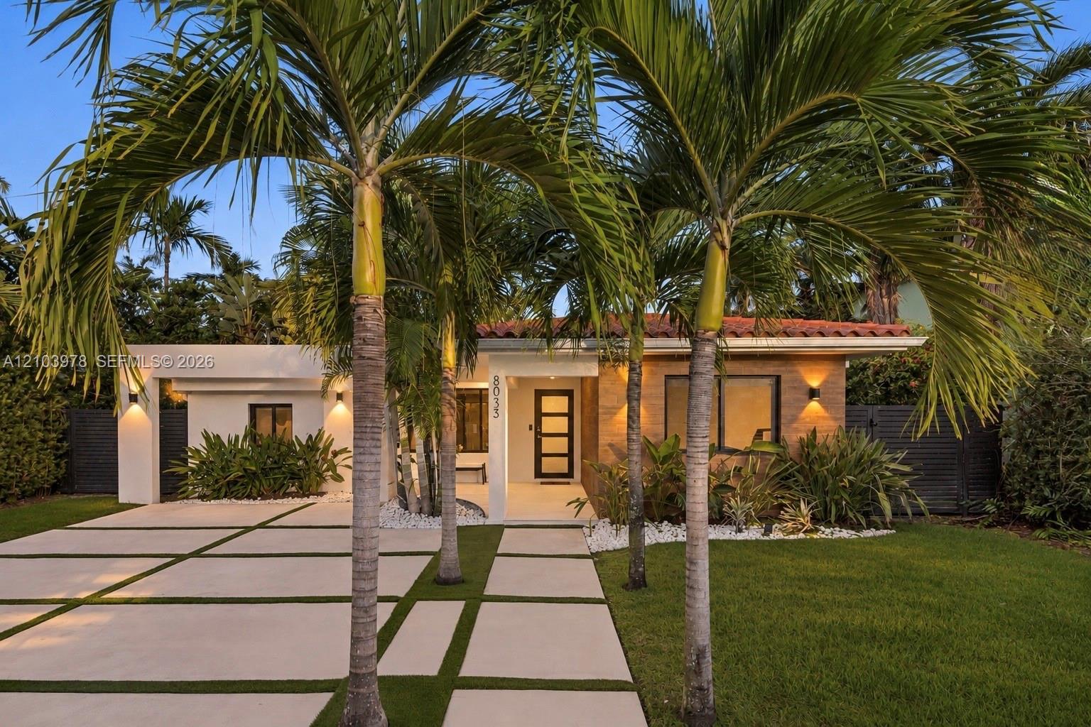8033 Noremac Ave, Miami Beach FL 33141