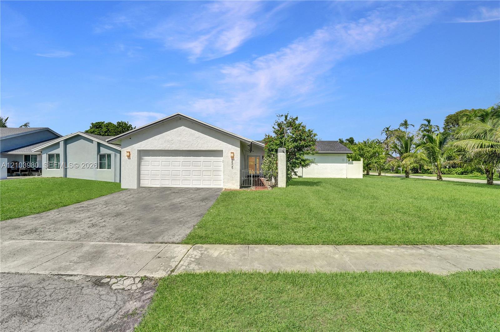 5505 SW 9th St, Margate FL 33068