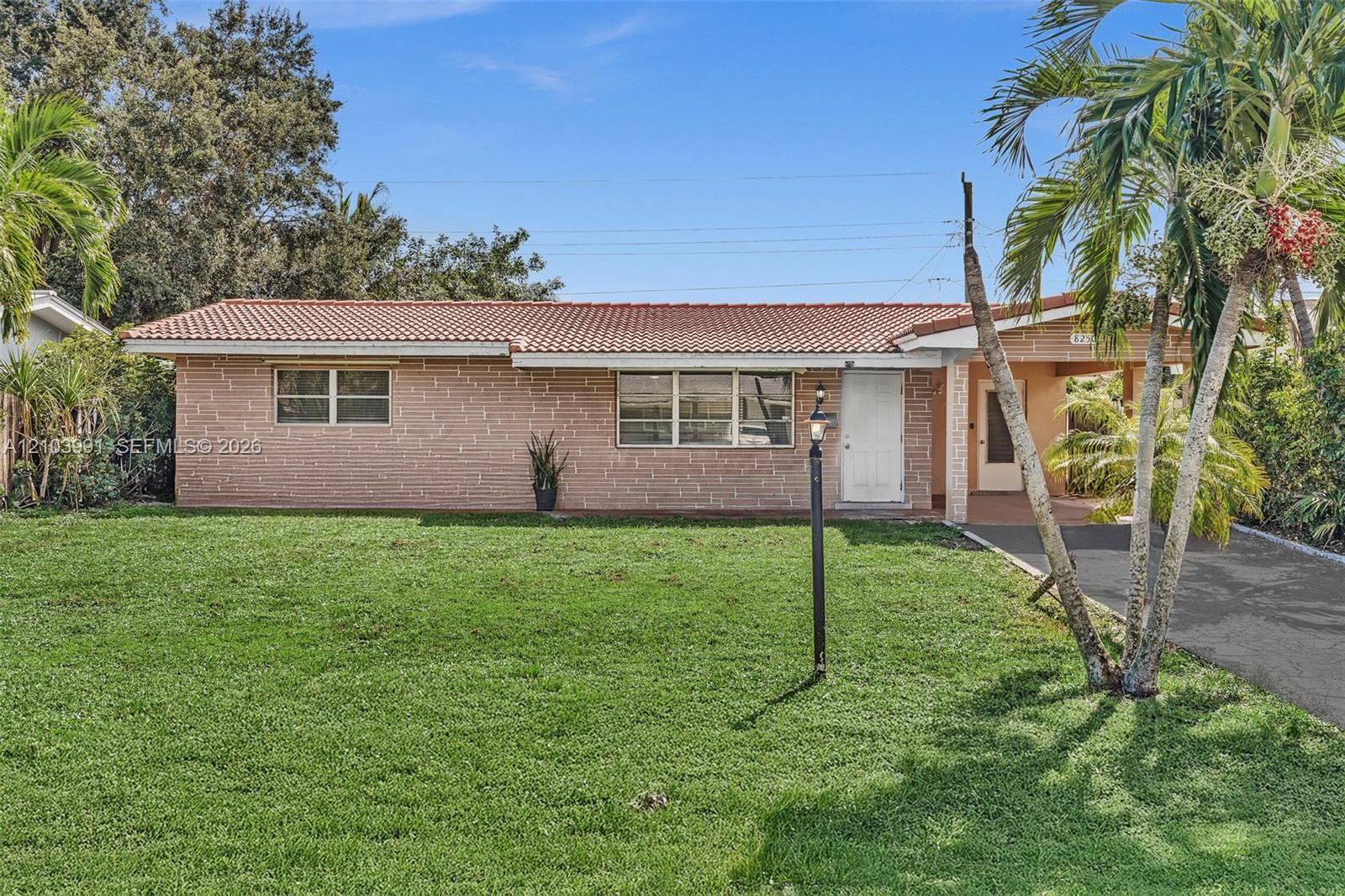 8250 NW 11th Ct # 0, Pembroke Pines FL 33024