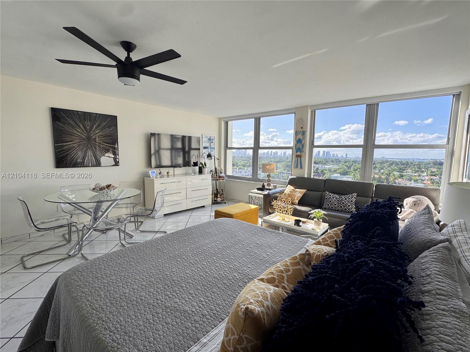 2899 Collins Ave # 1242, Miami Beach FL 33140