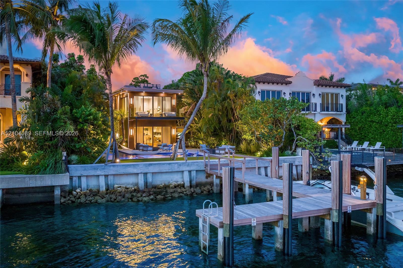 250 S Hibiscus Dr, Miami Beach FL 33139