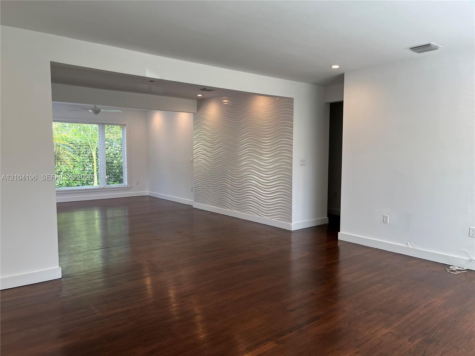 317 Fluvia Ave, Coral Gables FL 33134