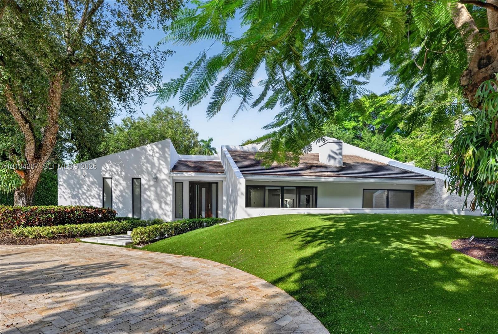 7001 Robles St, Coral Gables FL 33143