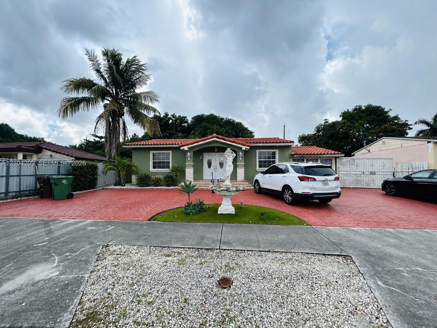 160 W 53rd Ter, Hialeah FL 33012